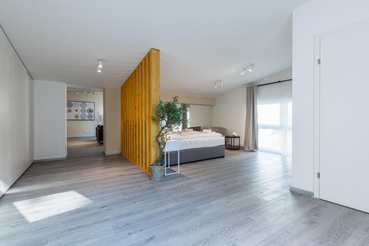 Open Space With Free Parking - Leopoldstadt Viena Exterior foto