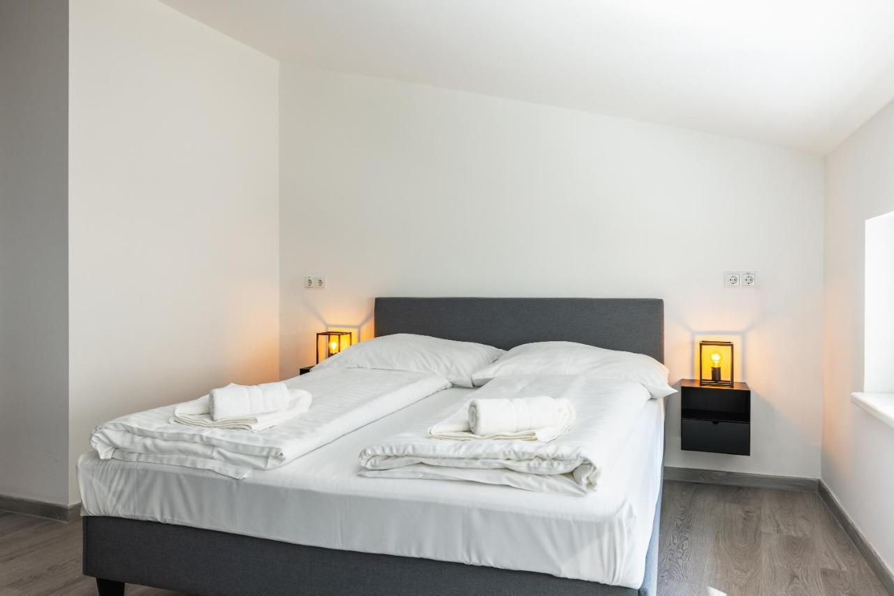 Open Space With Free Parking - Leopoldstadt Viena Exterior foto